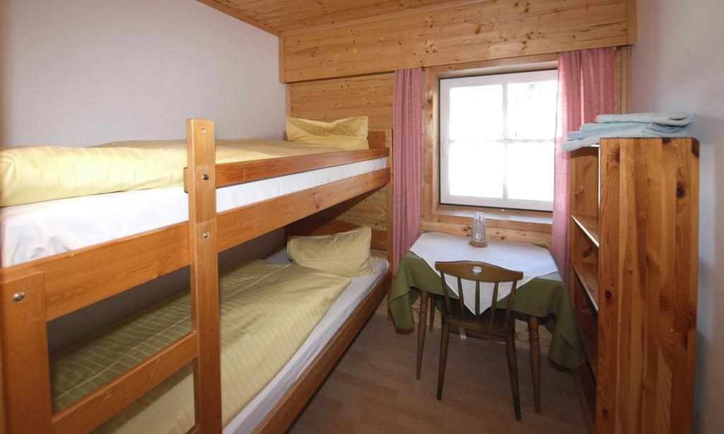Gasthof Pesbichl Goldegg Rum bild